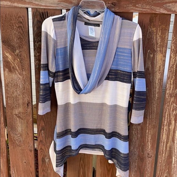 Coco Bianco Shimmering Cowl Neck Top, size small - Picture 2 of 9